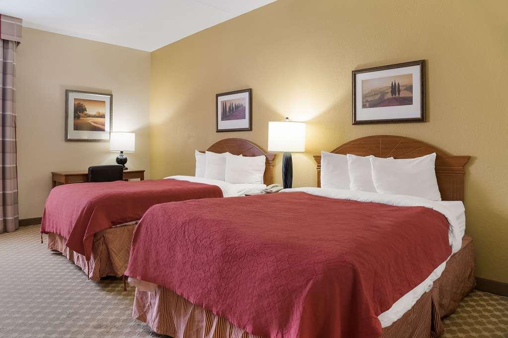 Quality Inn & Suites ซาเกอนอว์ ห้อง รูปภาพ